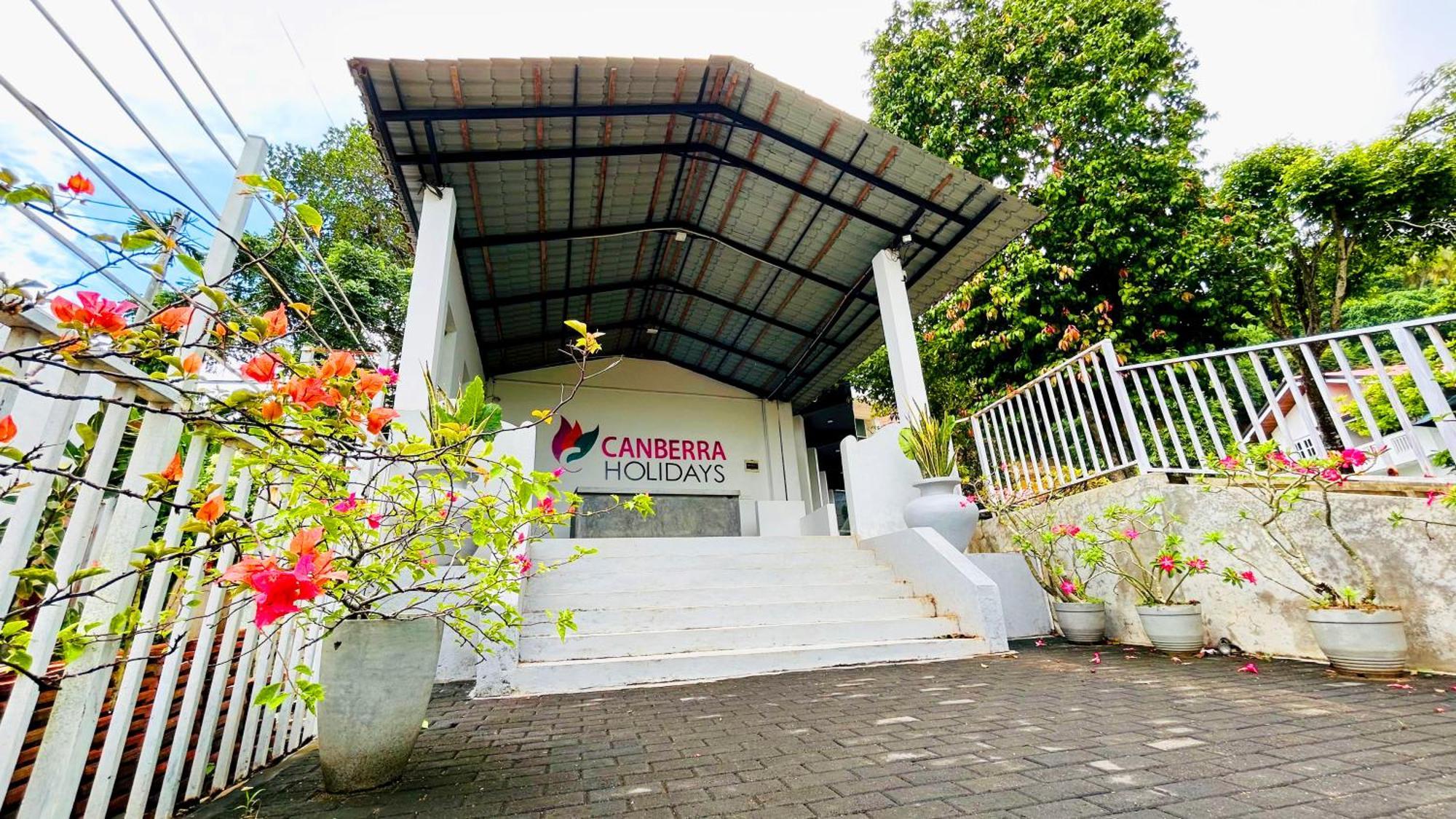 Canberra Holidays - Mirissa Kültér fotó